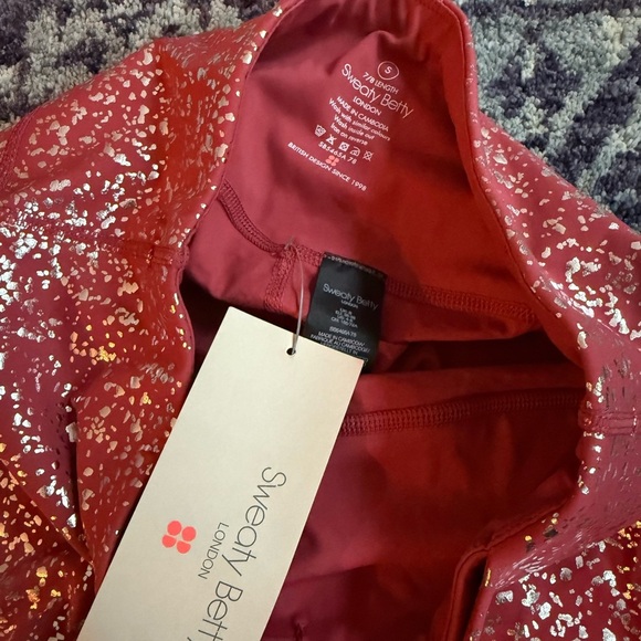 NWT- Sweaty Betty 7/8 Goddess Yoga Leggings Red Terrazzo Disco Foil Print Sz S - Picture 4 of 6